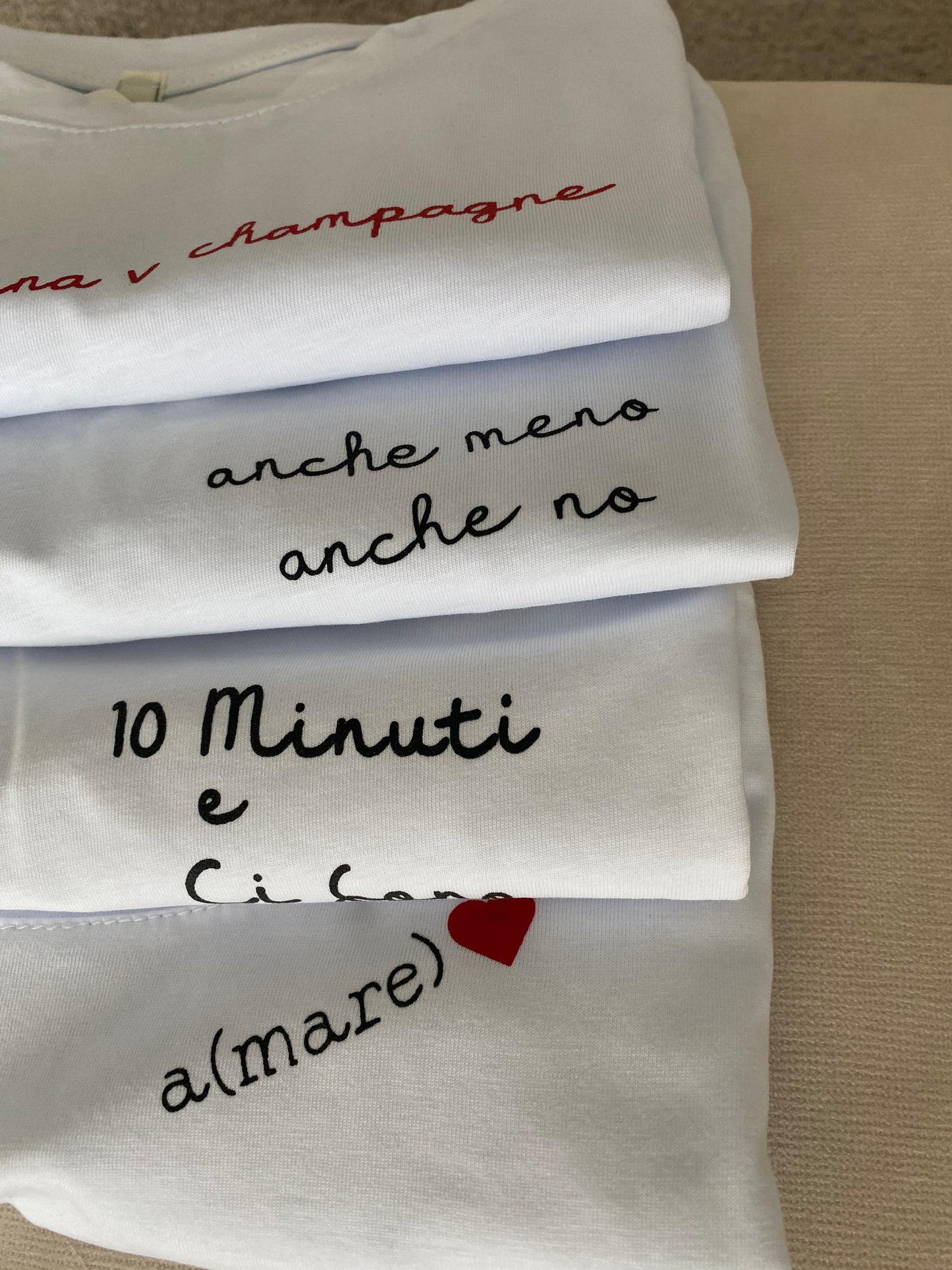 T-shirt Fraises, Crème contre Champagne